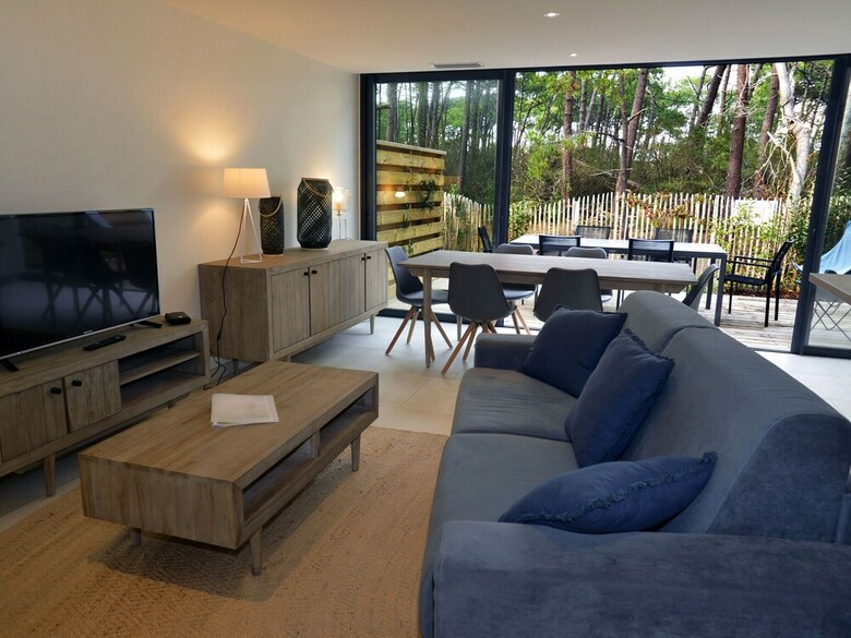 Modern Apartment In Lively Lacanau-oc�an