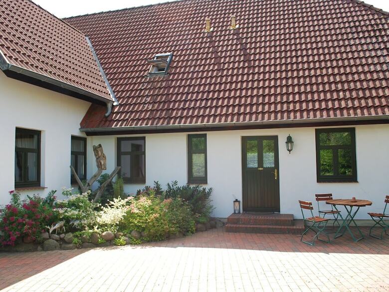 Elegant Mansion In Barlin With Swimming Pool