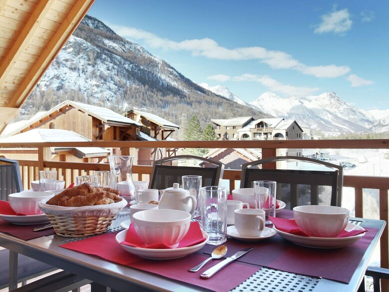 Modern Apartment In A Ski Area Known For Its Sunshine