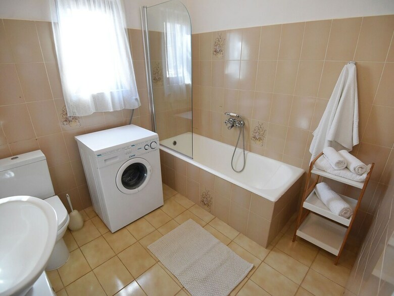 Charming Apartment In Maslenica With Balcony