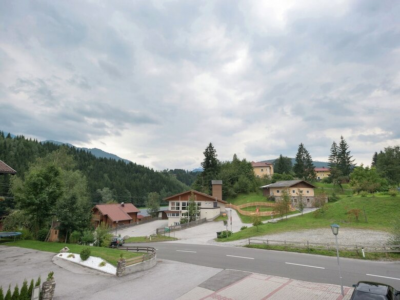 Spacious Holiday Home In Goldegg Near Ski Lift