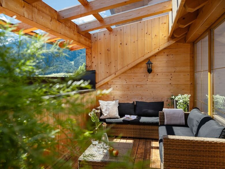 Cozy Apartment In Wenns With Mountain View