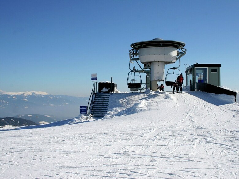 Luxury Chalet In Klippitzt�rl With Ski Storage