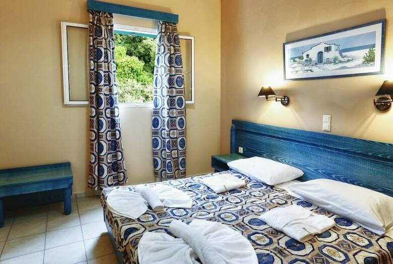 Hotel Rebecca's Village