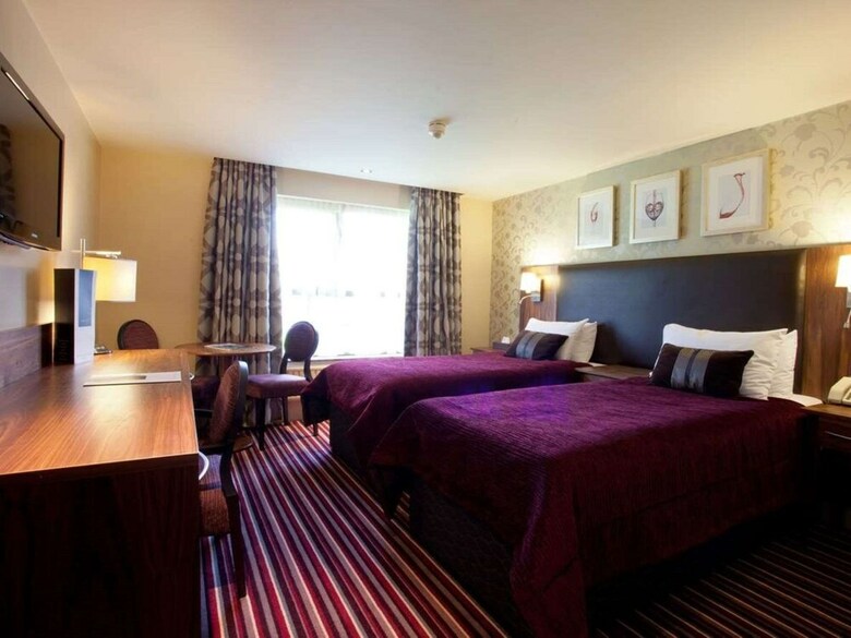 Gloucester Robinswood Hotel, Bw Signature Collection
