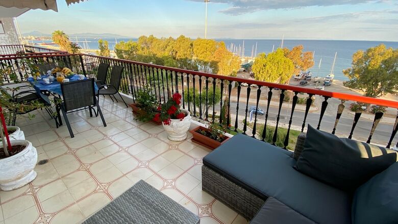 Apartamentos Patras Marina - Blue Sky