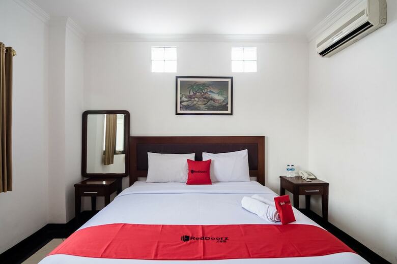 Hotel Reddoorz @ Buah Batu