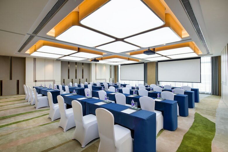 Hotel Holiday Inn Zhengzhou Riverside
