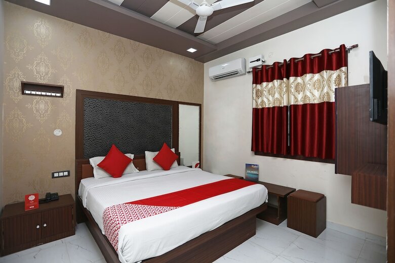 Hotel Oyo 18346 Glorify Stay2