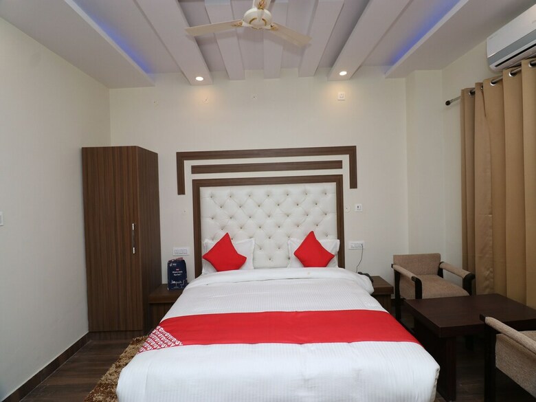 Oyo 23609 Hotel A S Residency