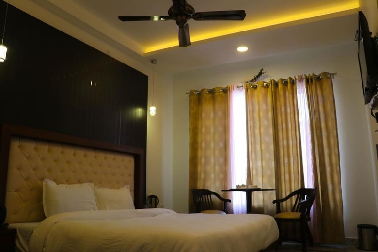 Hotel Gk Resorts