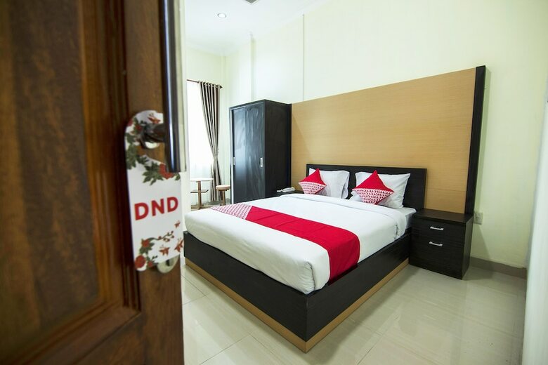 Capital O 540 Esther Hotel