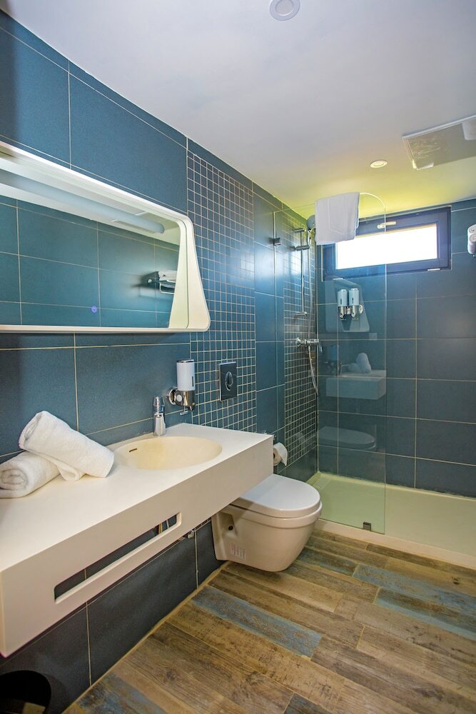 Hotel Zina Beach Resort & Spa