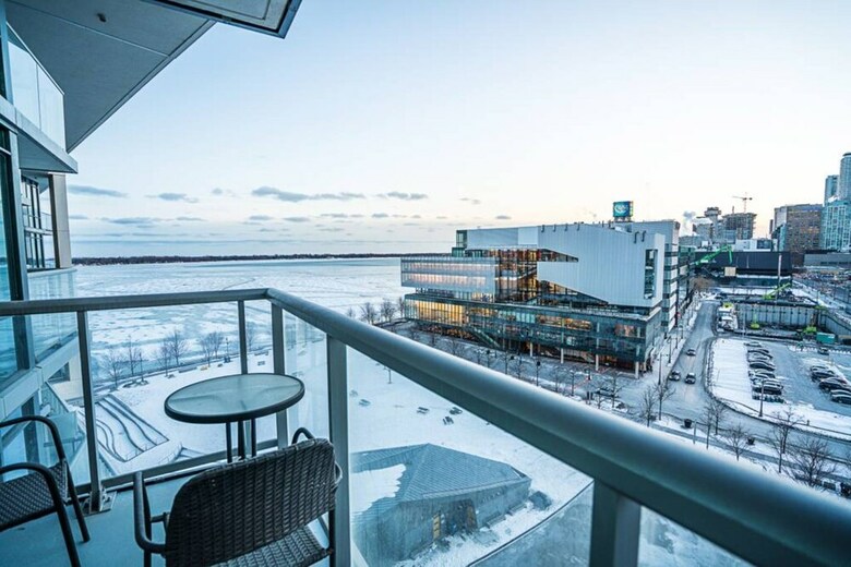 Apartamentos Modern 1 Bedroom Condo With Cn Tower Views