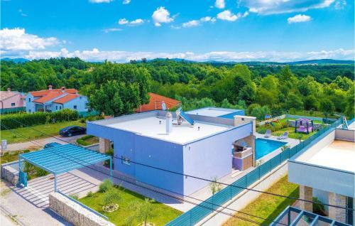 Three-bedroom Holiday Home In Marici