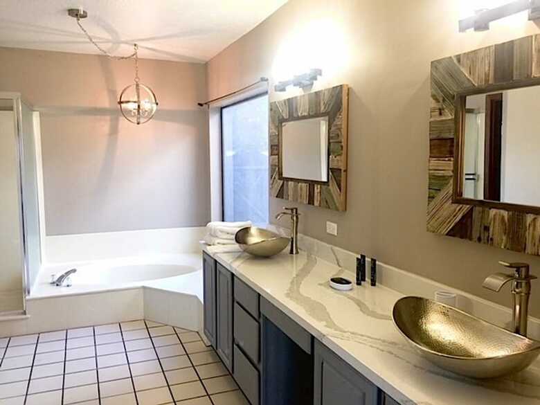 Grandview Getaway 4 Br By Casago