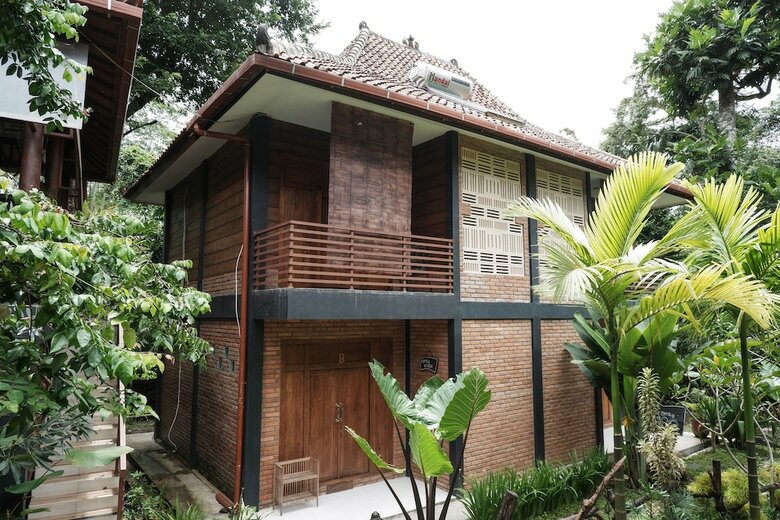 Hostal Oyo 550 Kebon Krapyak Cottage