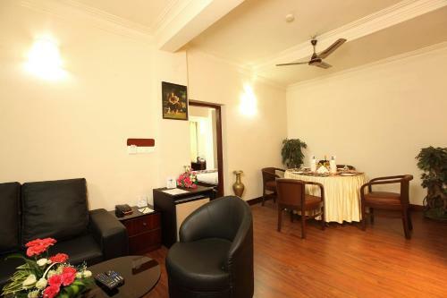 Hotel Trichur Towers