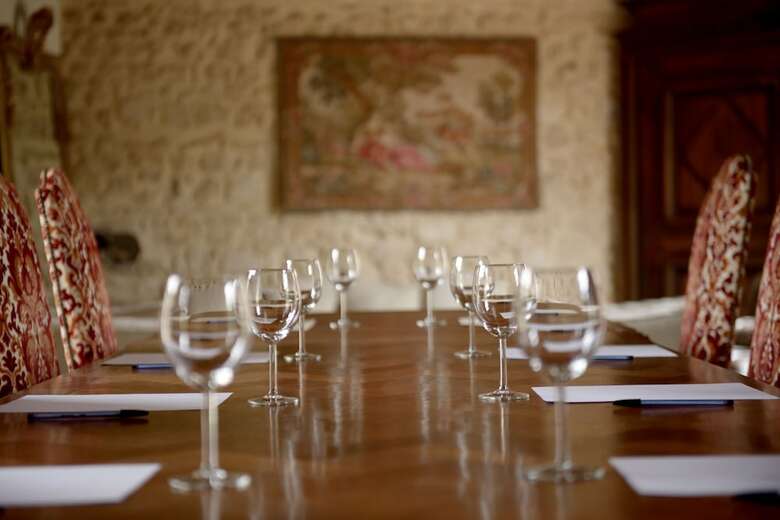 Chateau De Courcelles Le Roy