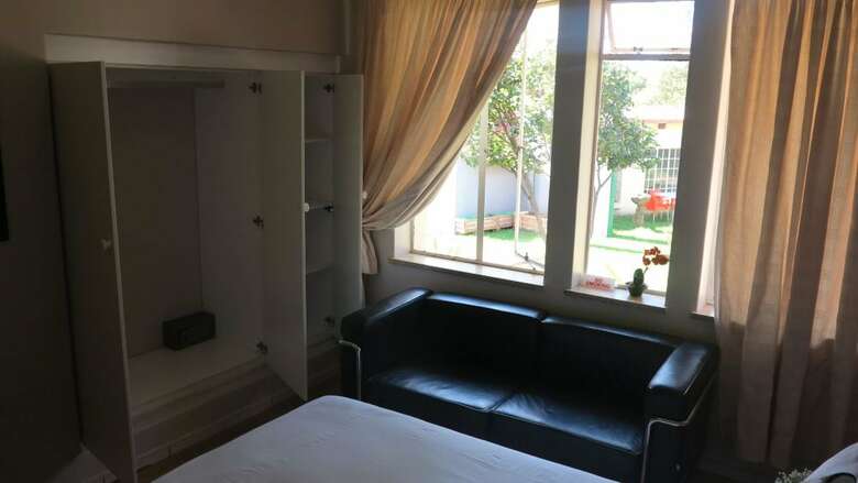 Hostal Umgwezi Lodge And Backpackers