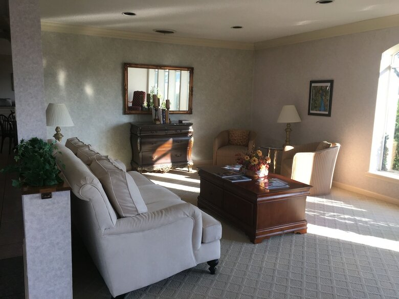 Aparthotel Ambassador Inn And Suites
