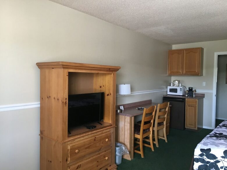 Aparthotel Ambassador Inn And Suites