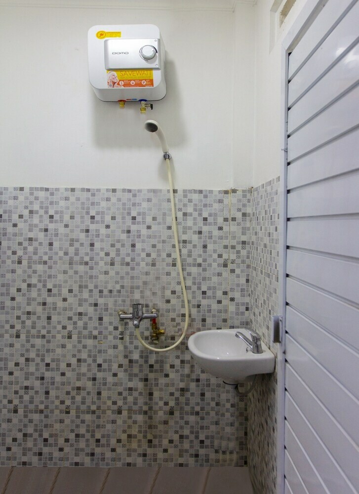 Hotel Oyo 502 Wisma Bukti