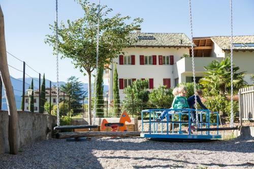 Agroturismo Ferienwohnungen Hochbrunner