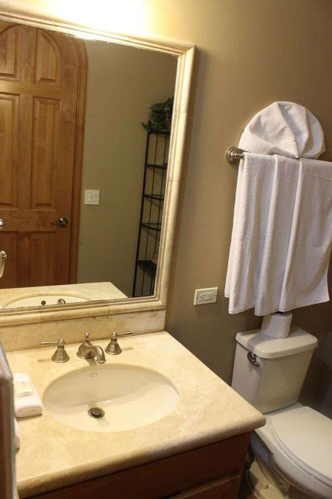 Casa Blanca 2br Cd 703-v By Casago