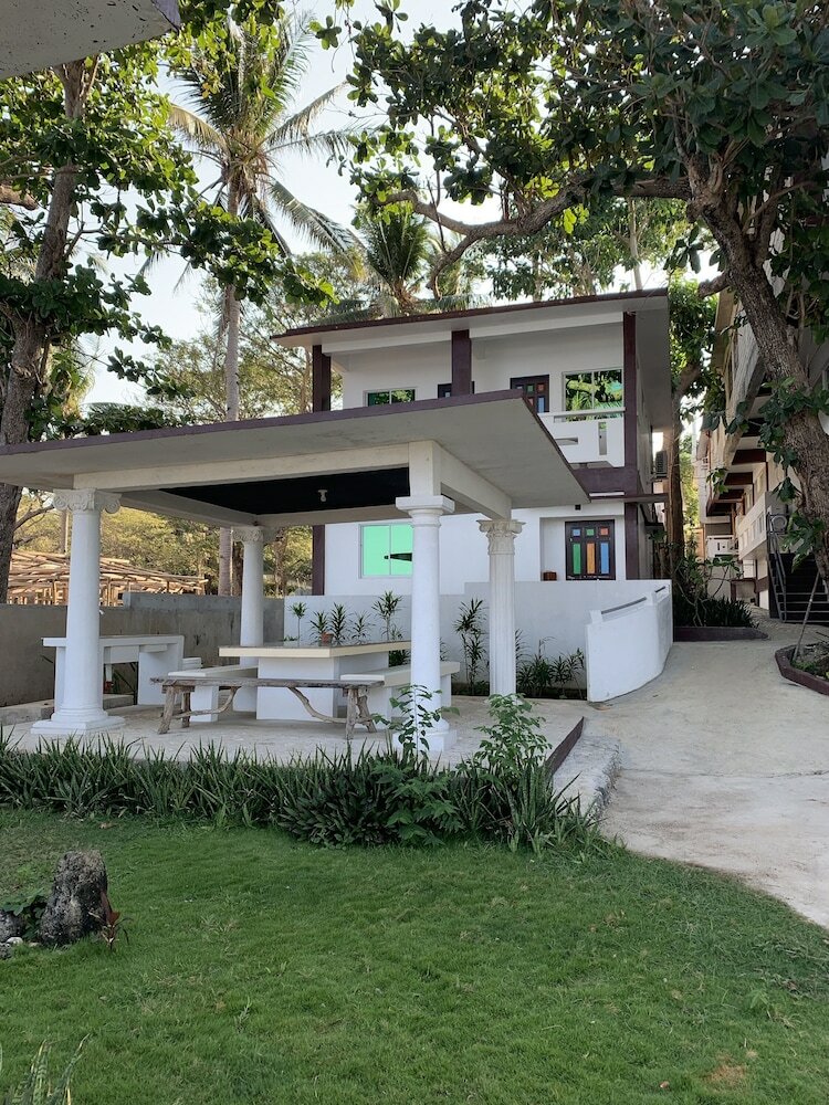 Hotel G Beach Resort And Restobar