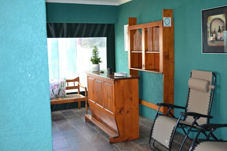 Villa Africa Emerald At 47 Petronella