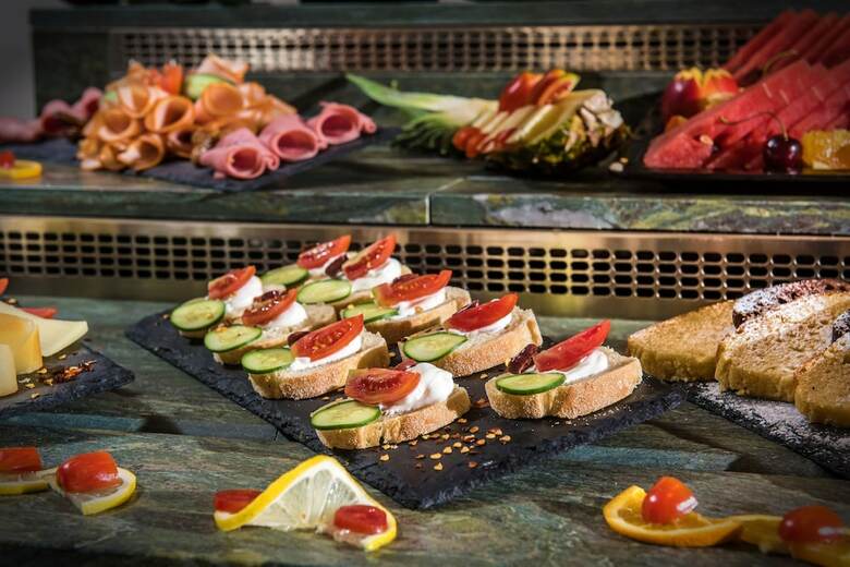 Aparthotel Petousis Hotel & Suites