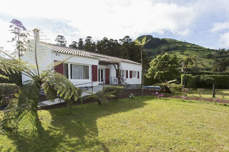 Agroturismo Sete Cidades Lake Lodge
