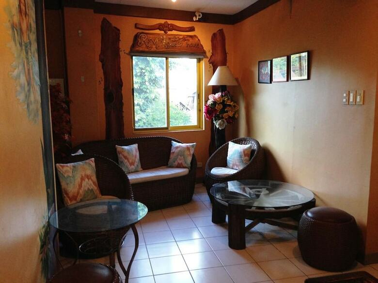 Hotel Rm Guest House