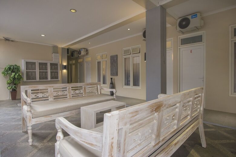 Hotel Oyo 647 Irooms Homestay