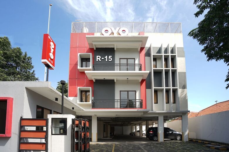 Hotel Oyo 748 R-15