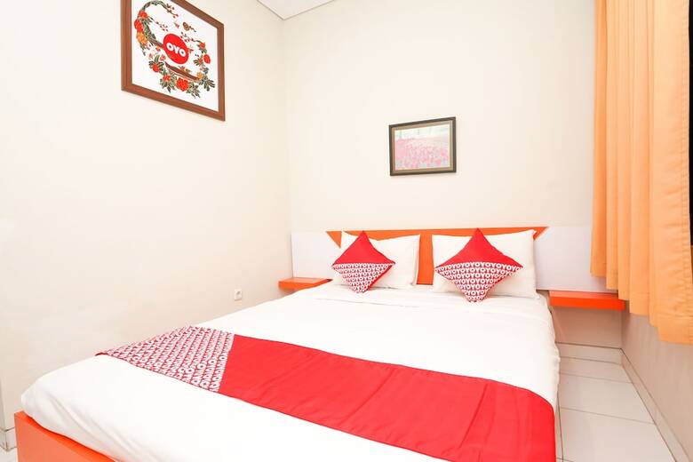 Hotel Oyo 748 R-15