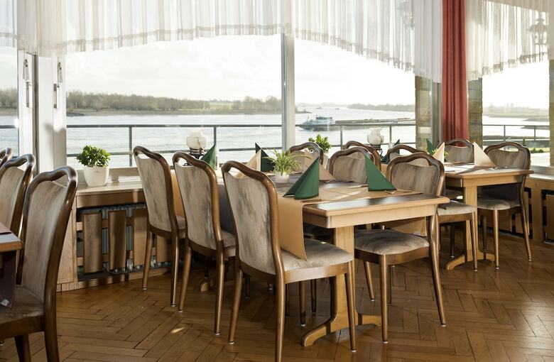 Hotel-restaurant Wacht Am Rhein