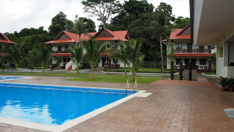 Hotel Lotus Seaview Beach Resort & Spa