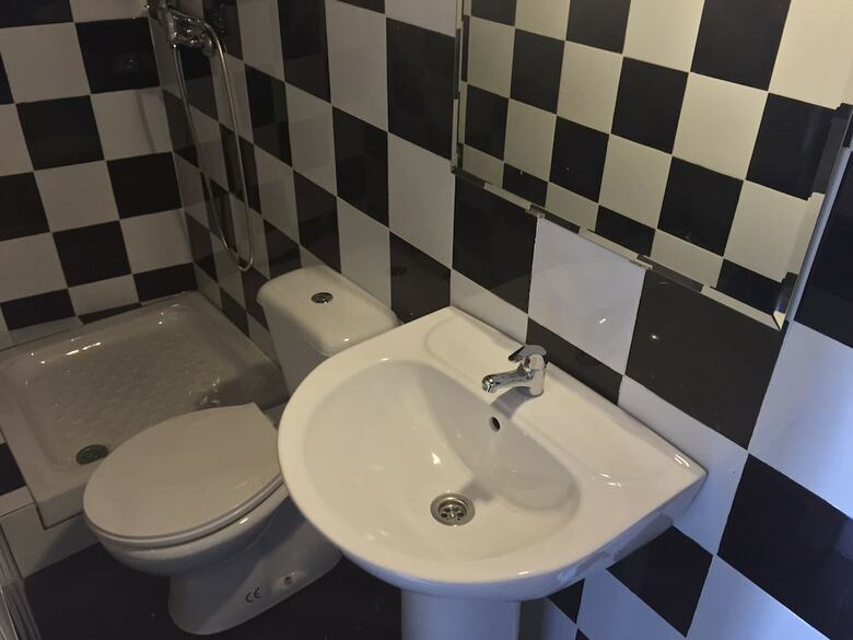 Apartamentos Estudio Cercano A Plaza Castilla Cba1
