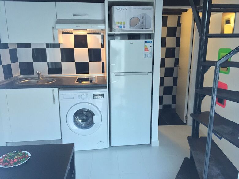 Apartamentos Estudio Cercano A Plaza Castilla Cba1