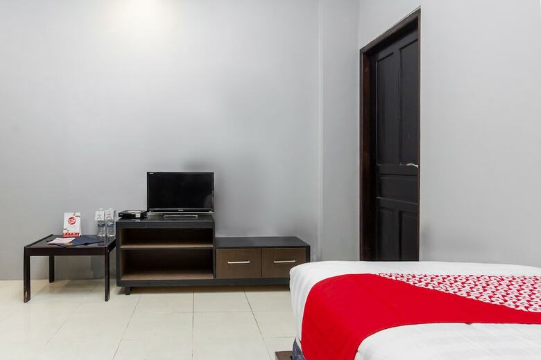 Hostal Oyo 758 Rumah Leting Homestay