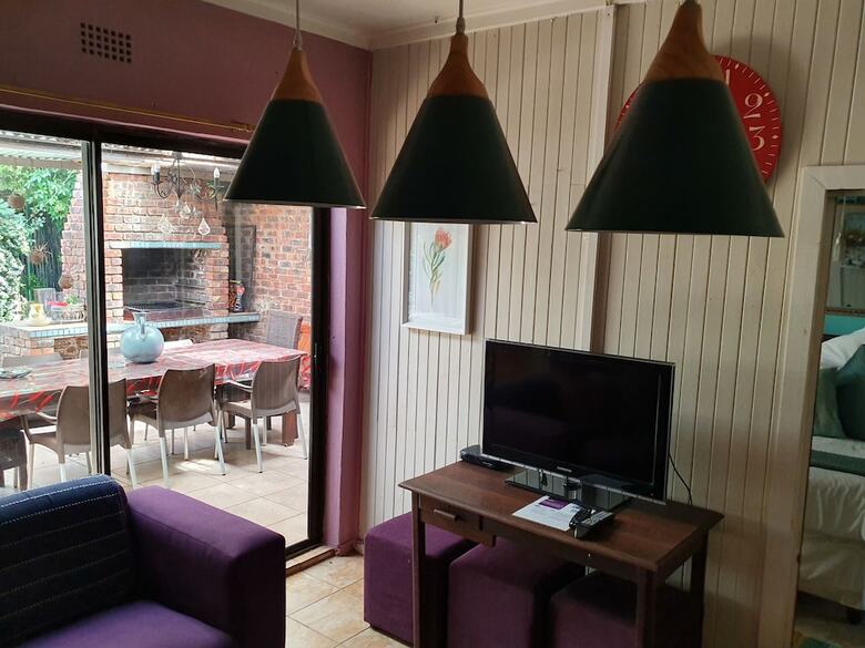Hotel 51 On Church Guesthouse