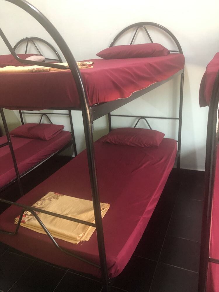 Hostal Gm Home & Roomstay Tok Bali - Hostel