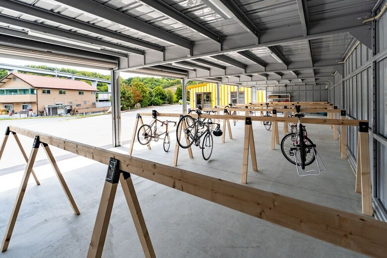 Hostal Ikidane Cyclist Hostel & Cafe Shimanami