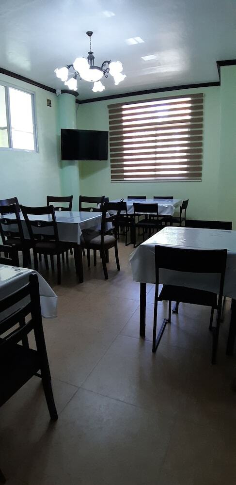 Jones Place Hotel