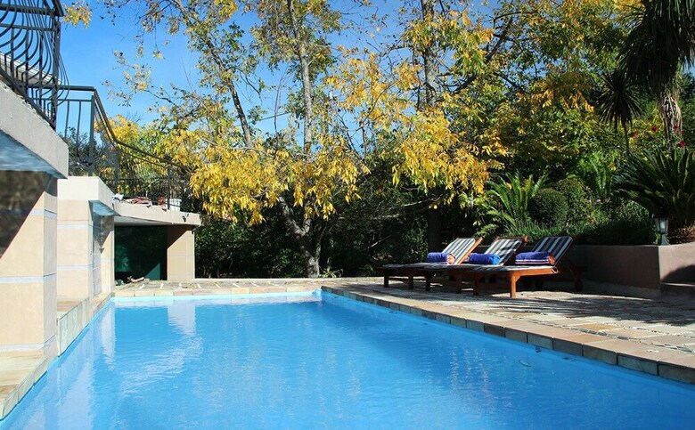 Hotel Lumley's Place Guest House