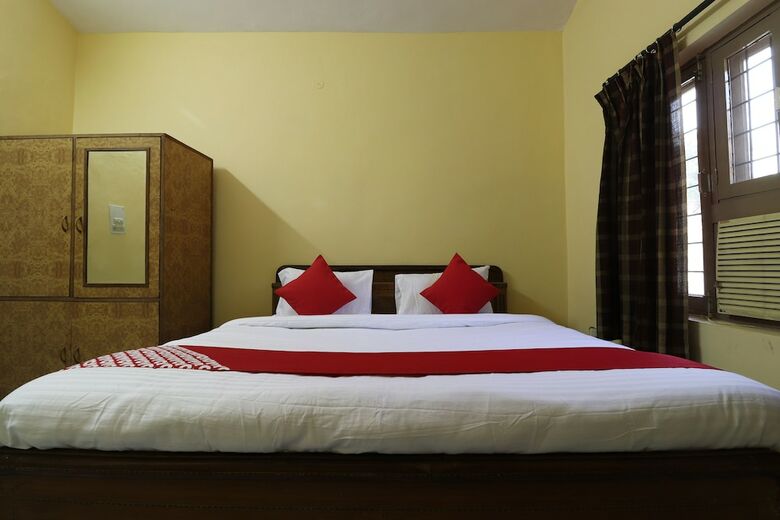 Hotel Oyo 30450 Aamrapaali Water Park