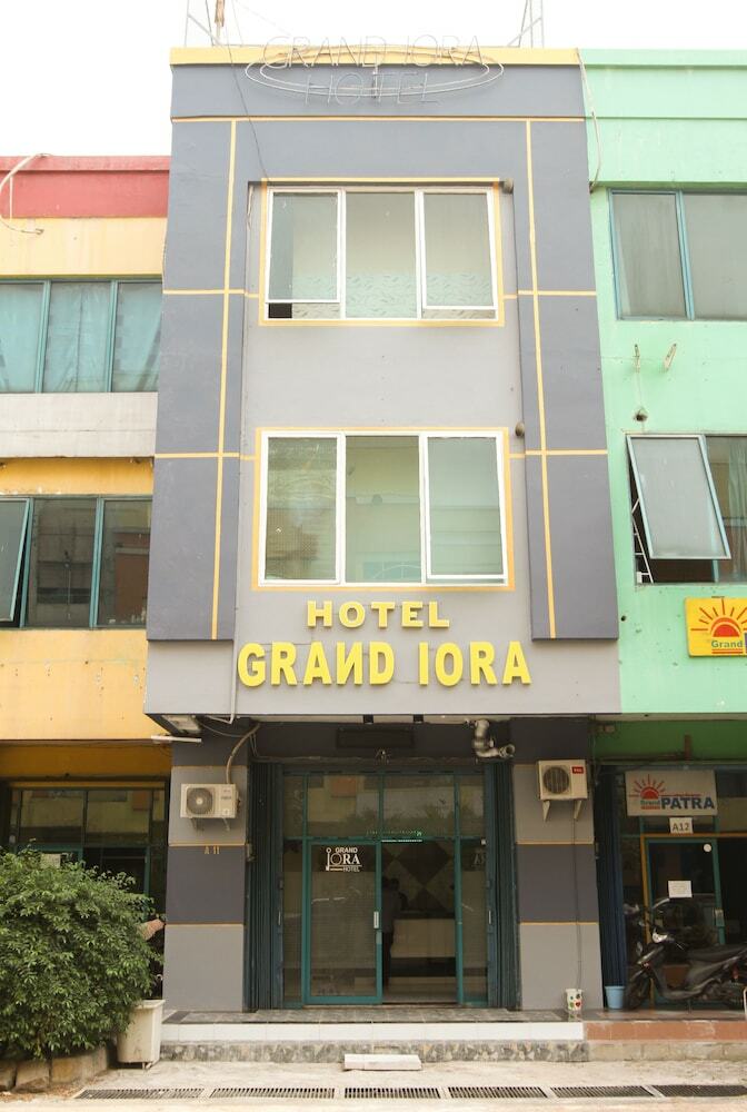 Bed & Breakfast Grand Iora Bekasi