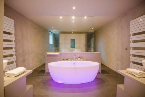 Ne5t Hotel & Spa